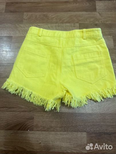 Джинсовые шорты