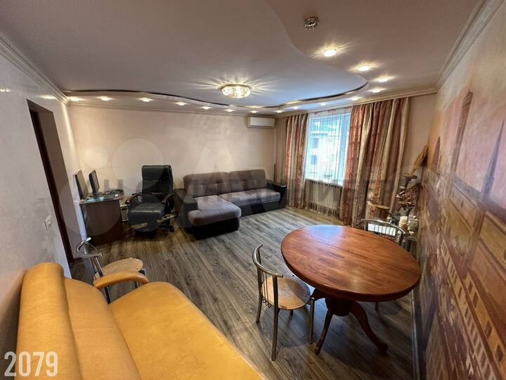 3-к. квартира, 74 м², 3/5 эт.