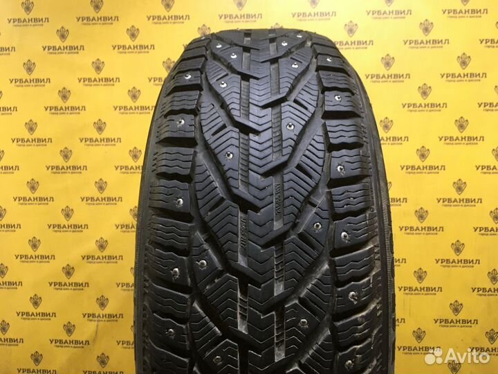 Kormoran Stud 2 215/55 R17 98T