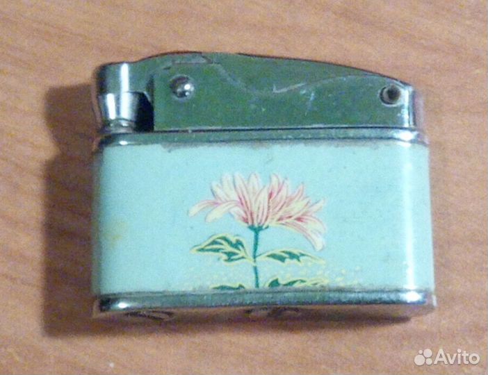 Автомат бензиновая зажигалка Sunflower, 1960 г