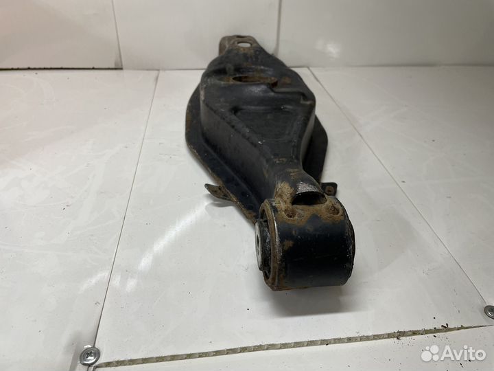 Рычаг задний нижний w203