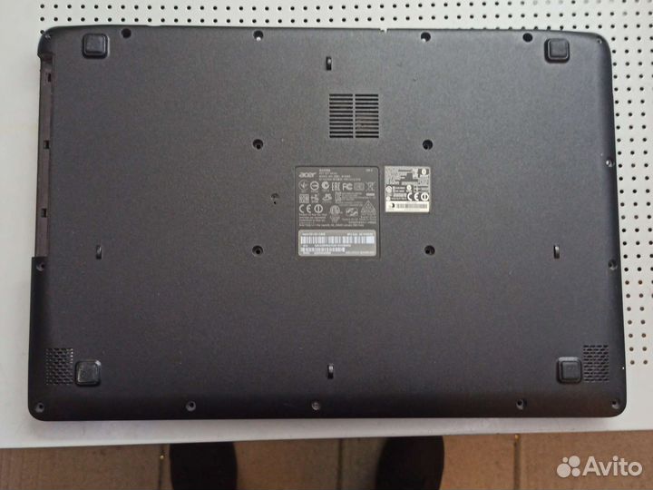 Acer es-1-531 поддон