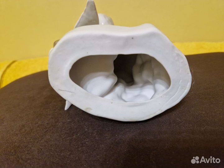 Статуэтки сссрвинтаж Птичница, Белочка,Дельфины