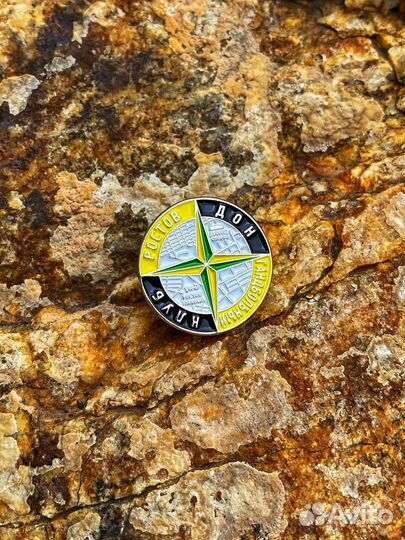 Значок гк Ростов-Дон Stone Island maps