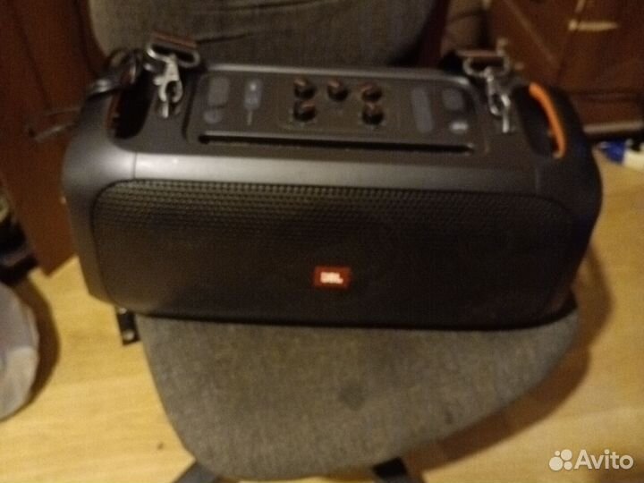 Колонка jbl partybox on the go