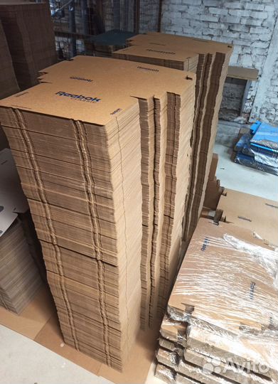 Коробки для обуви Reebok