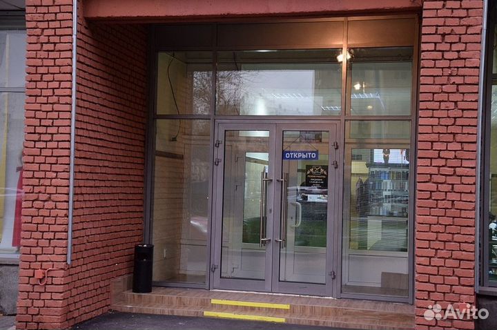 Дверь на дачу