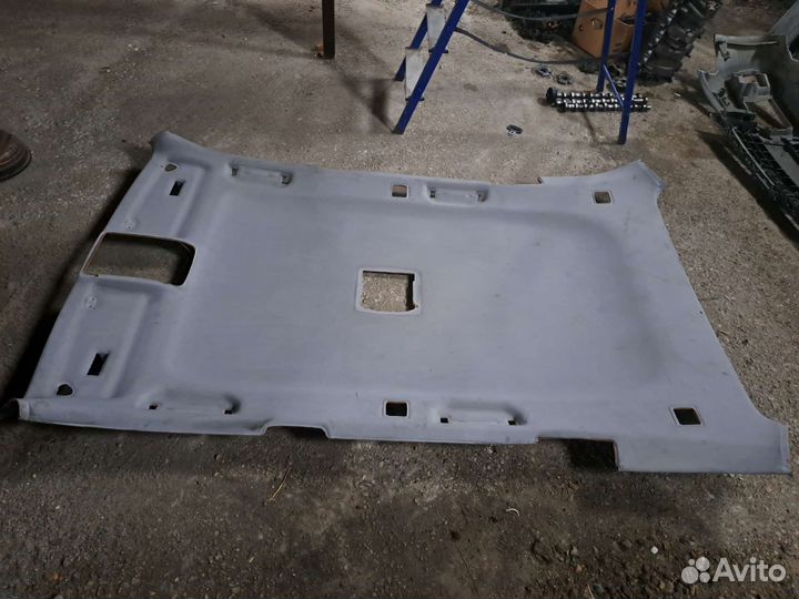 Обшивка потолка BMW E53