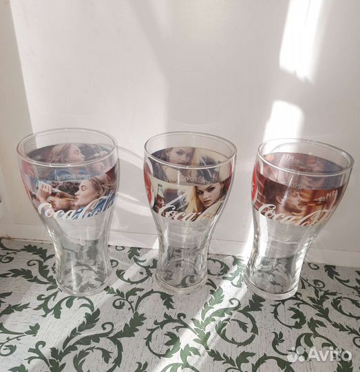 Стаканы кока кола