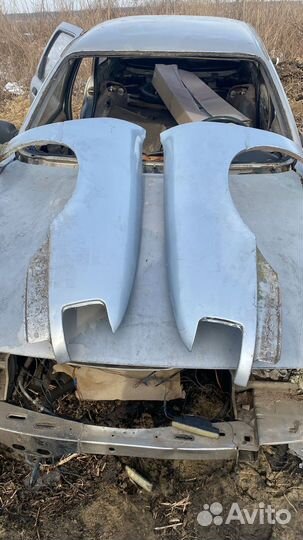 Передние крылья Опель Вектра А