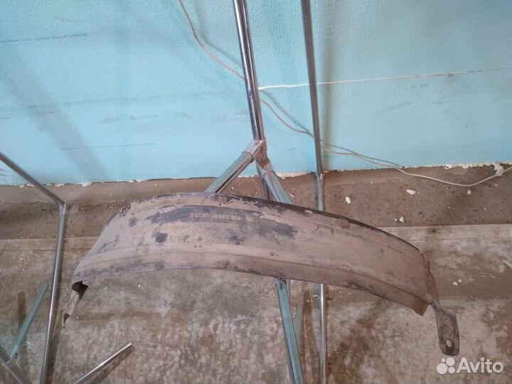 Щиток передних крыльев ваз-2123 и Chevrolet niva