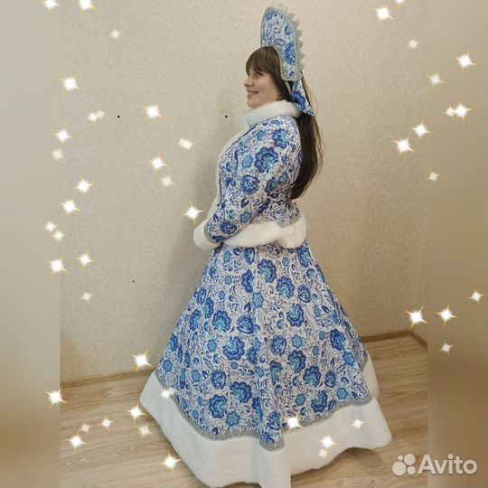 Поздравление Белый Мишка, ростовые куклы. Панда