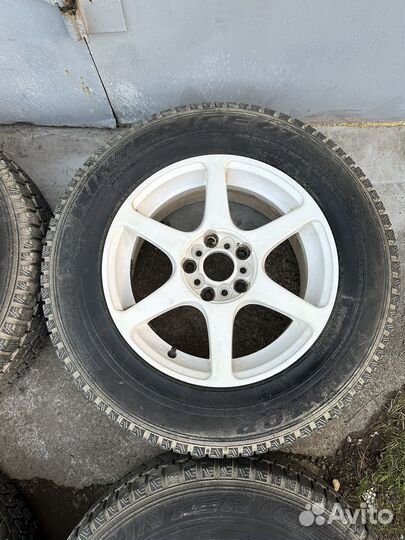 Литые диски r16 5/114.3 215/70/16