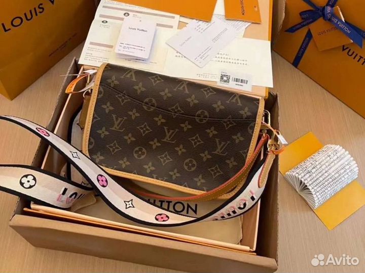 Сумка Louis vuitton кросс боди