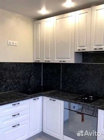 Кухонный гарнитур новый