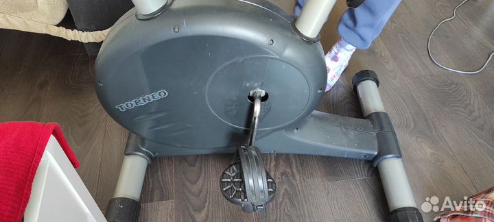 Велотренажер torneo