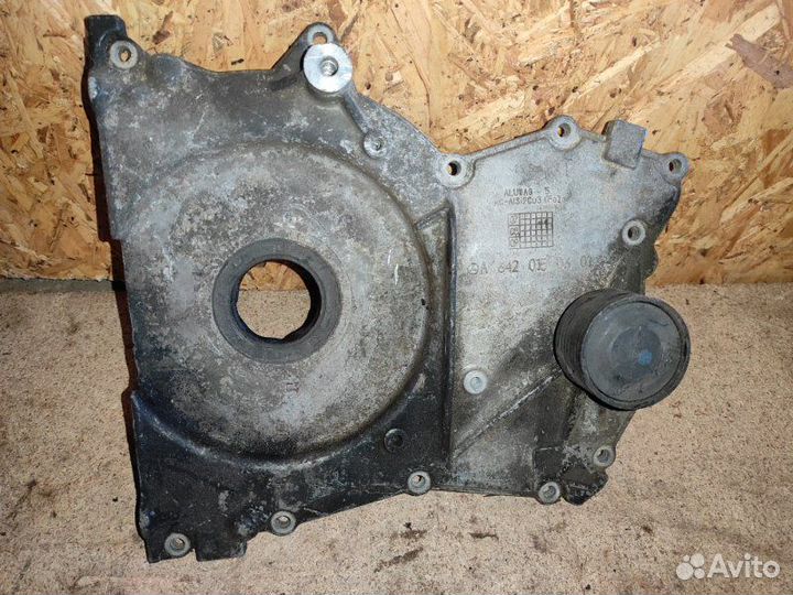 Крышка двигателя Mercedes Vito W639 3.0 OM642 2006