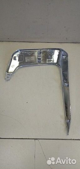 Накладка бампера передняя правая хром