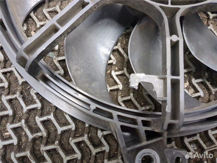 Вентилятор радиатора Infiniti EX35, 2011