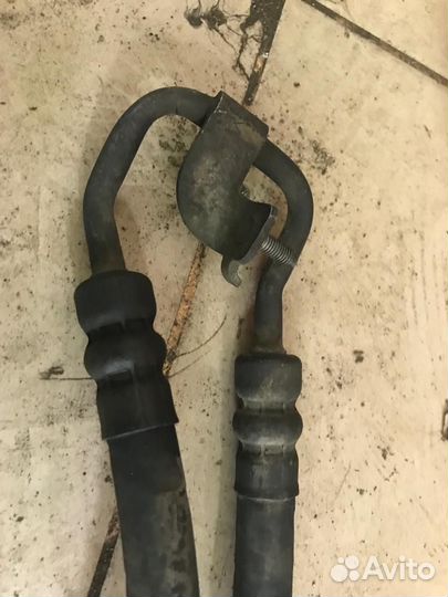 Шланг высокого давления гур Mersedes w204