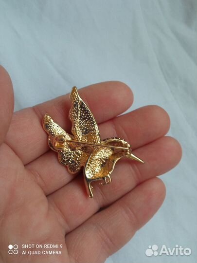 Брошь Значок Новый