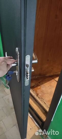 Дверь входная металлическая эконом вариант