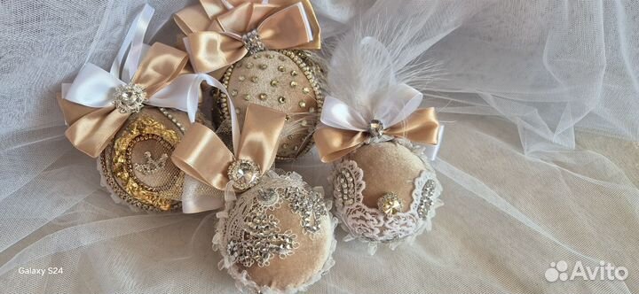 Елочные игрушки