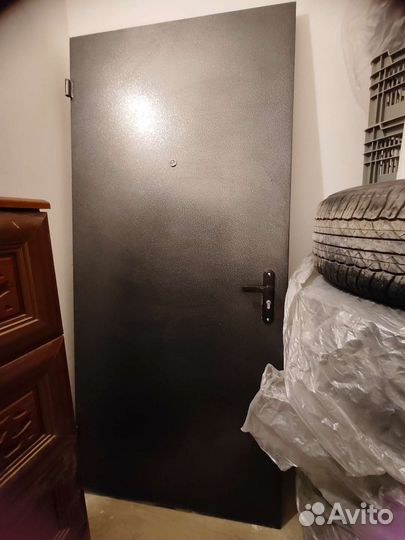 Дверь входная металлическая