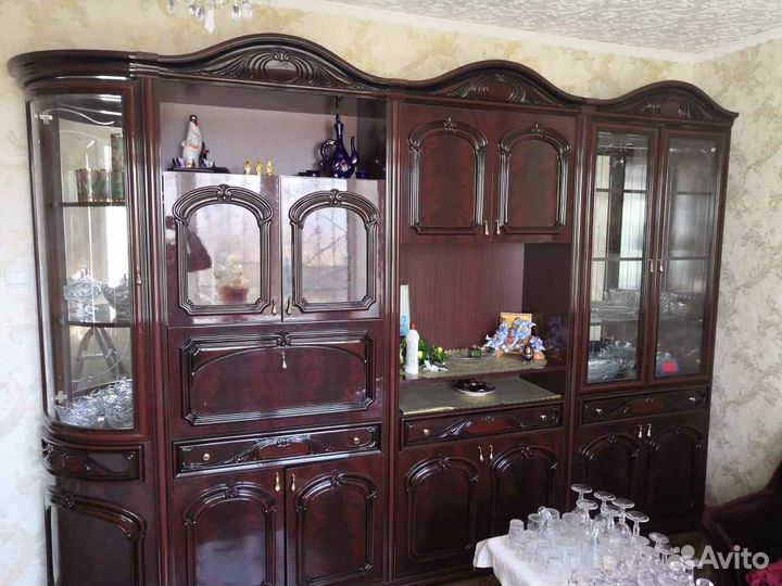 Стенка в гостиную