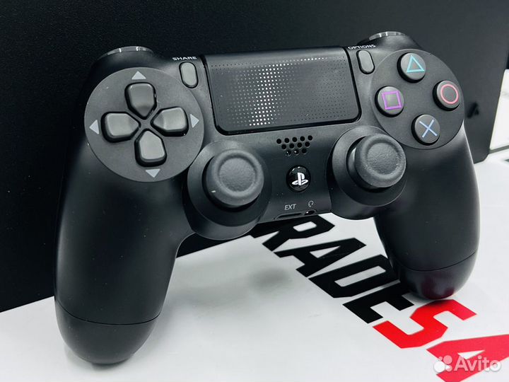 PS4 PRO 7008B на Гарантии