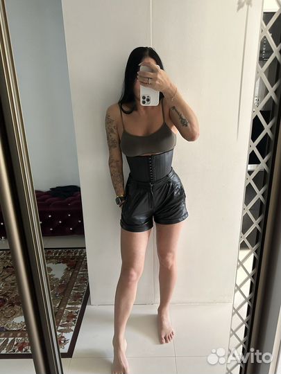 Шорты кожаные amour