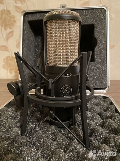 Akg p420