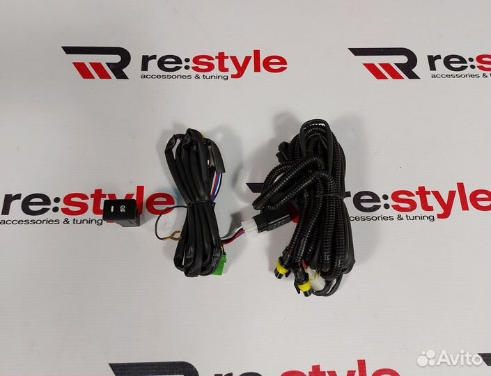 Туманки Toyota Vitz 130 3м R664