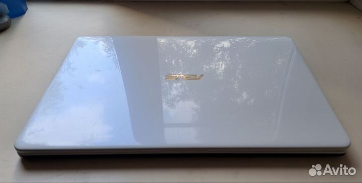 Vivobook 17 x705ub i3 6006u,MX110,6gb DDR4,SSD480