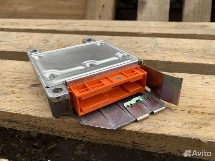 Блок управления AirBag подушками BMW E36 E38 E39