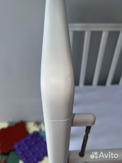 Детская кровать с маятником