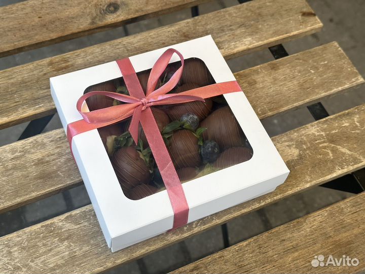 Фрукты в шоколаде