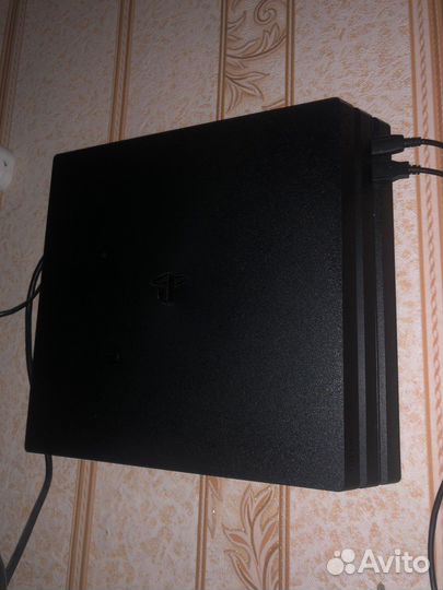Sony playstation 4 pro 1tb