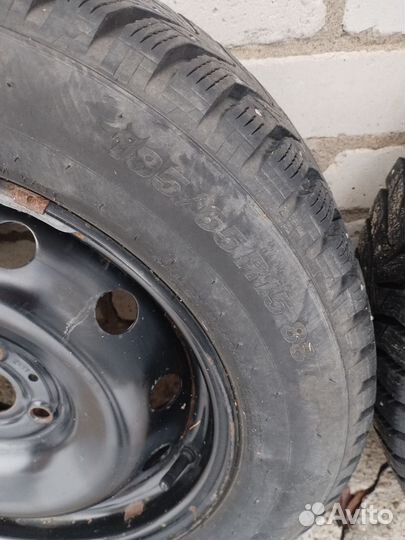 Шины с дисками 185 65 15 шипованные