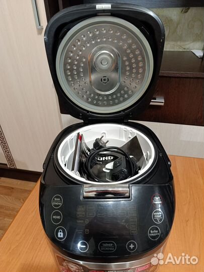 Мультиварка redmond