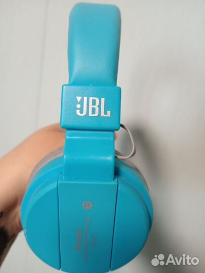 Беспроводные наушники jbl
