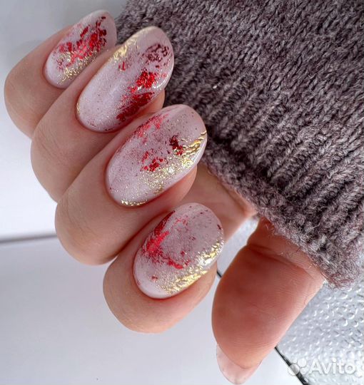 Мастер маникюра, педикюра