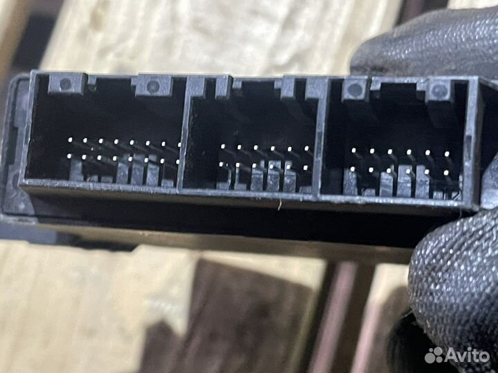 Блок парктроников volvo xc60