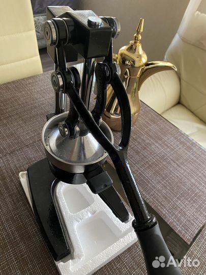 Соковыжималка новая