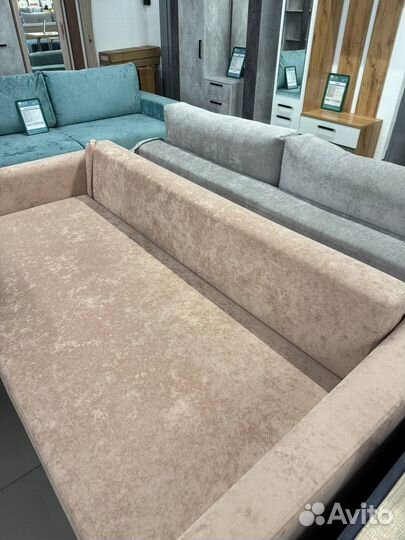 Большой диван 