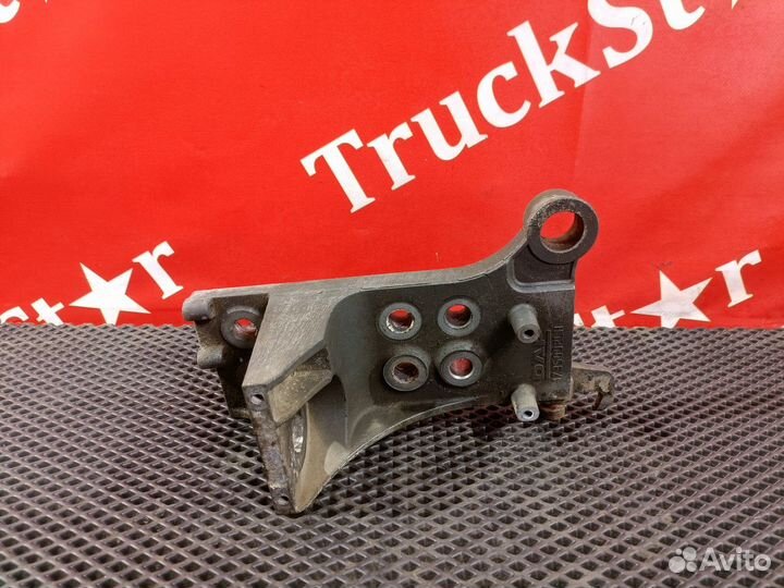 Кронштейн бампера левый Daf XF105