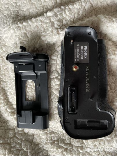 Батарейный блок Nikon