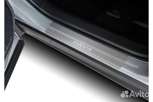 Накладки на пороги Toyota RAV4 (XA40) 2012-2015