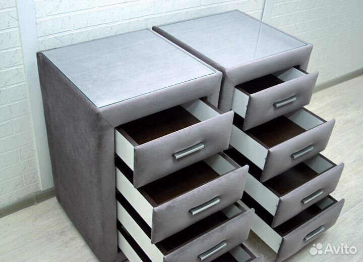 Прикроватные тумбы