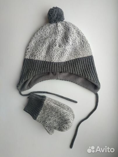 Шапка и варежки H&M
